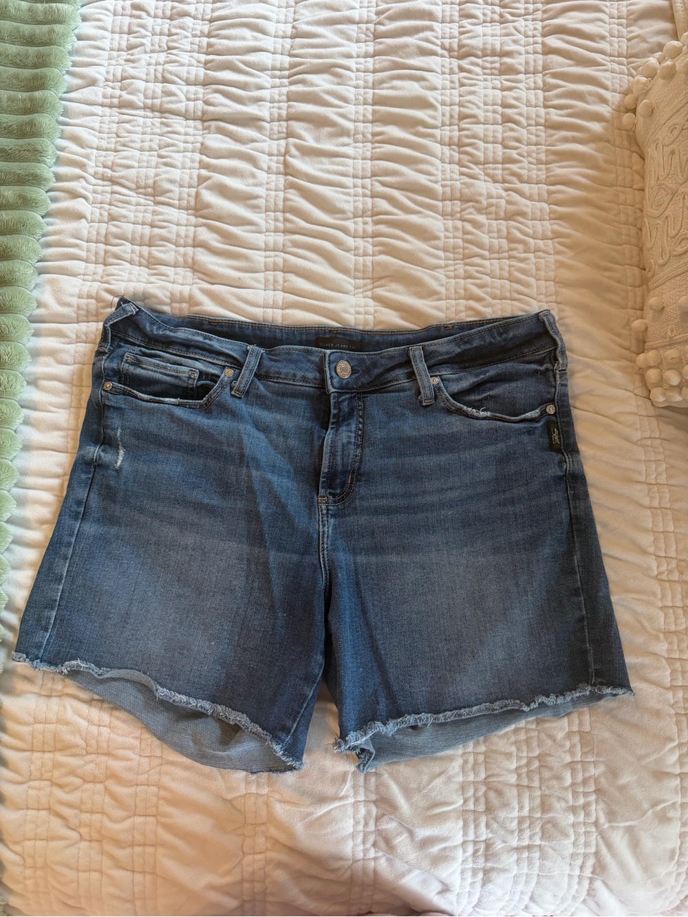 Silver Jeans Suki Short
